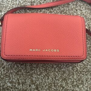 Marc Jacobs pink cross body bag with gold hardware new with tags